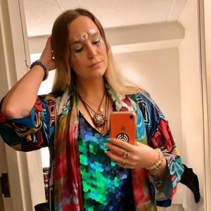 Meet your Posher, Hannah